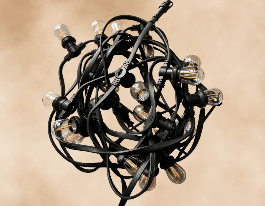 Location guirlande guinguette 10m IP65 en Normandie - Animations Happy Times