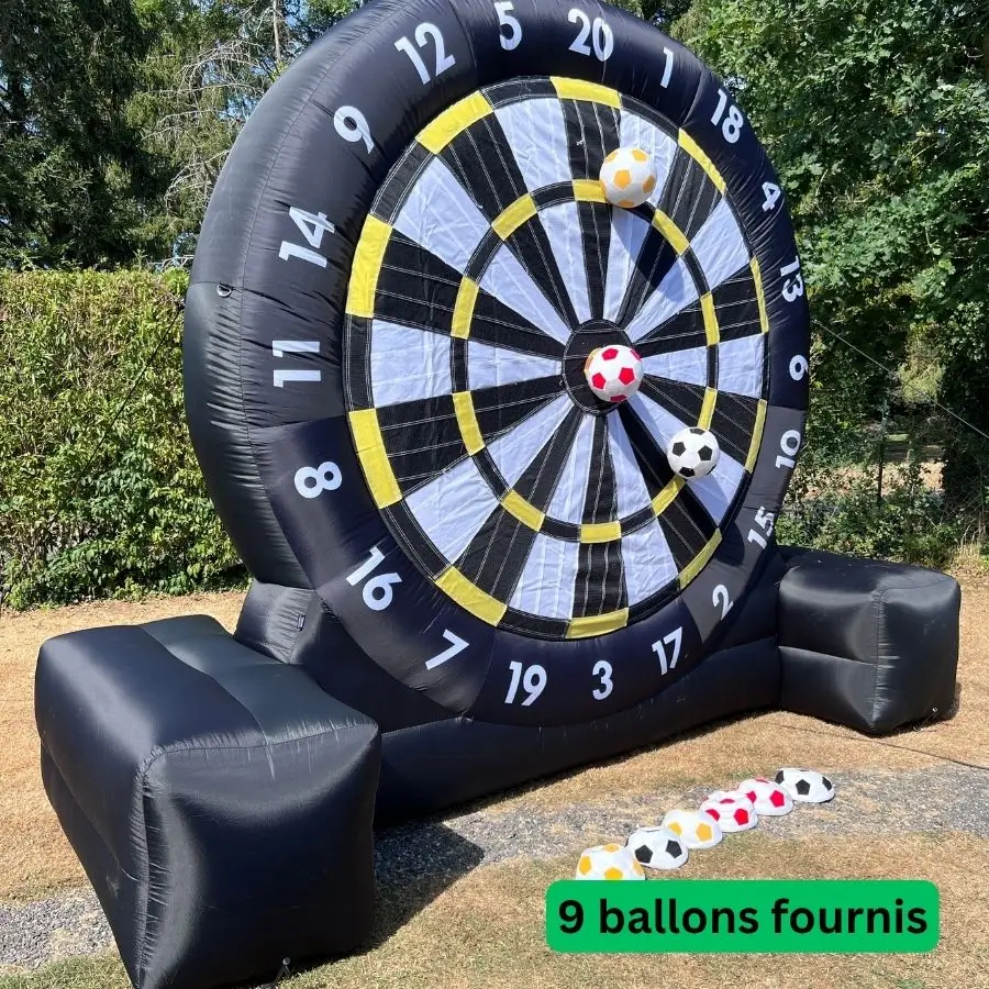 Location cible de football gonflable géante pour kermesse en Normandie