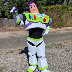 Mascotte Buzz l'Éclair adulte bras levé pendant une animation pour enfants